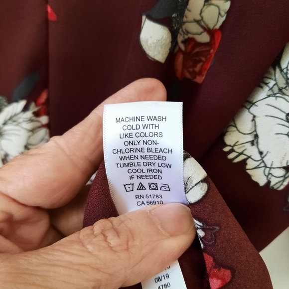 Maurices V Neck Long Sleeve Floral Blouse Top Tie Front Womens Size Large - Picture 4 of 8